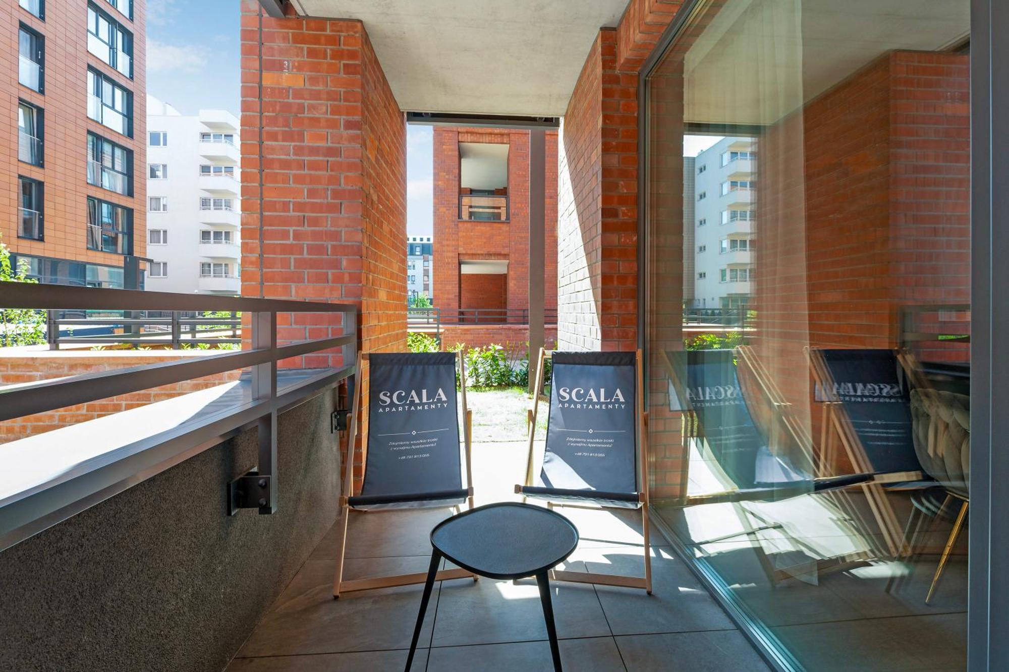 Scala Suites With Parking By Lion Apartments — Photos 2