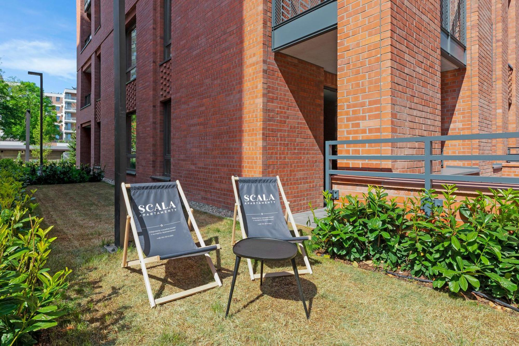 Scala Suites With Parking By Lion Apartments — Photos 3